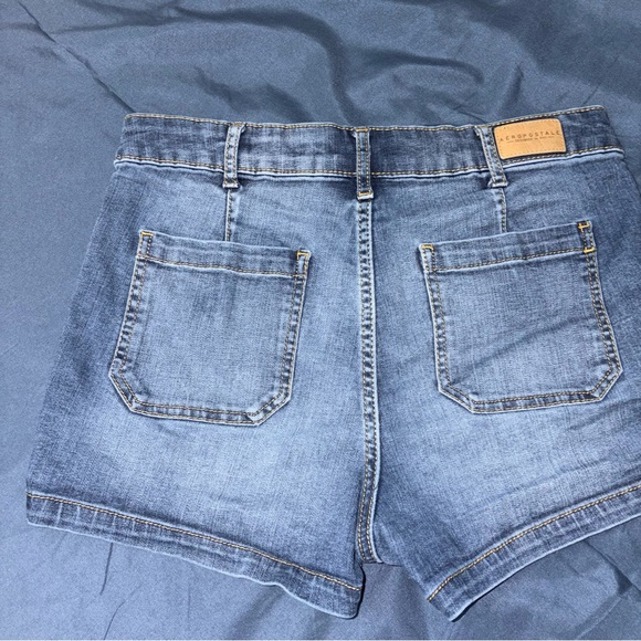 Women’s Aeropostale Jean button up shorts size 8 - Picture 4 of 9